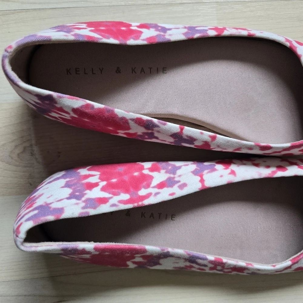 Kelly And Katie Decotis Ballet Floral Flats Size 6